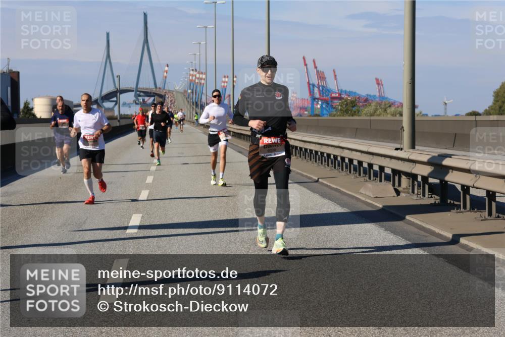 03.10.2025 - Köhlbrandbrückenlauf Strokosch-Dieckow http://msf.ph/oto/9114072 03.10.2025 12:44:41 Position 3 6020 meine-sportfotos.de
