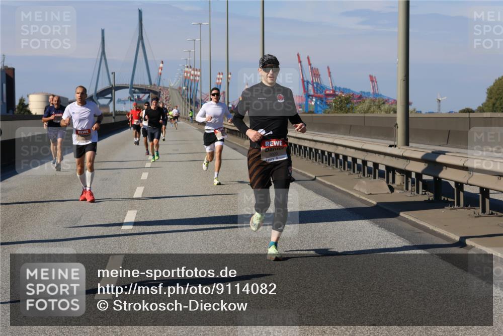 03.10.2025 - Köhlbrandbrückenlauf Strokosch-Dieckow http://msf.ph/oto/9114082 03.10.2025 12:44:41 Position 3 6020 meine-sportfotos.de