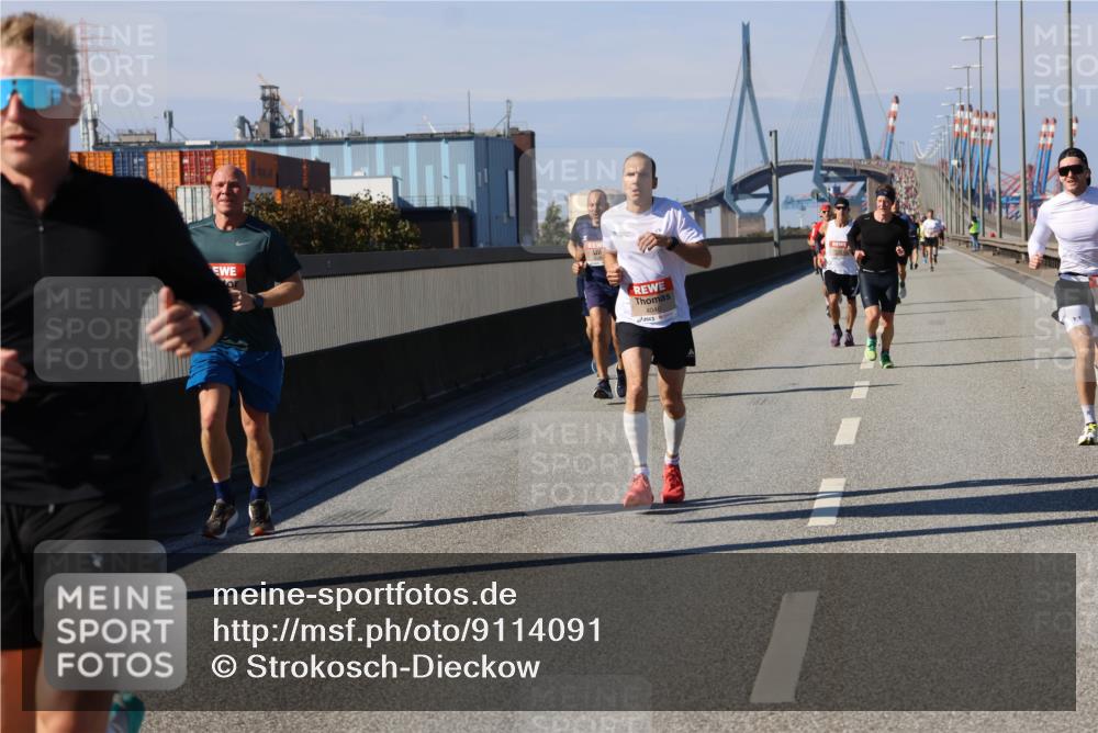 03.10.2025 - Köhlbrandbrückenlauf Strokosch-Dieckow http://msf.ph/oto/9114091 03.10.2025 12:44:42 Position 3 4046 meine-sportfotos.de