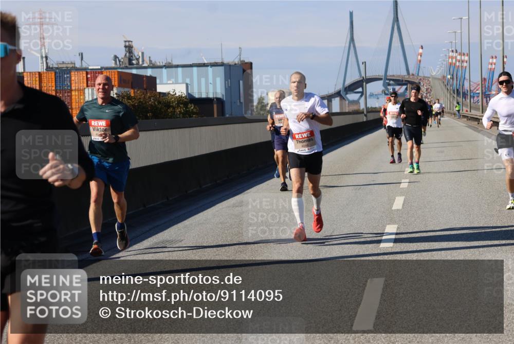 03.10.2025 - Köhlbrandbrückenlauf Strokosch-Dieckow http://msf.ph/oto/9114095 03.10.2025 12:44:42 Position 3 4046 meine-sportfotos.de