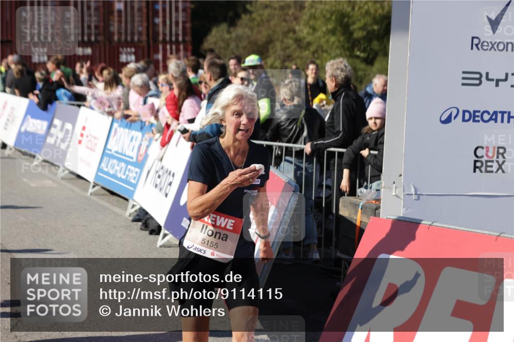 03.10.2025 - Köhlbrandbrückenlauf Jannik Wohlers http://msf.ph/oto/9114115 03.10.2025 13:32:10 Ziel 4443, 4985, 5155, 5238, 5246, 5247, 5248, 5354, 5820, 5921, 5922, 5923, 6076, 6126, 6146, 6287, 6460 meine-sportfotos.de