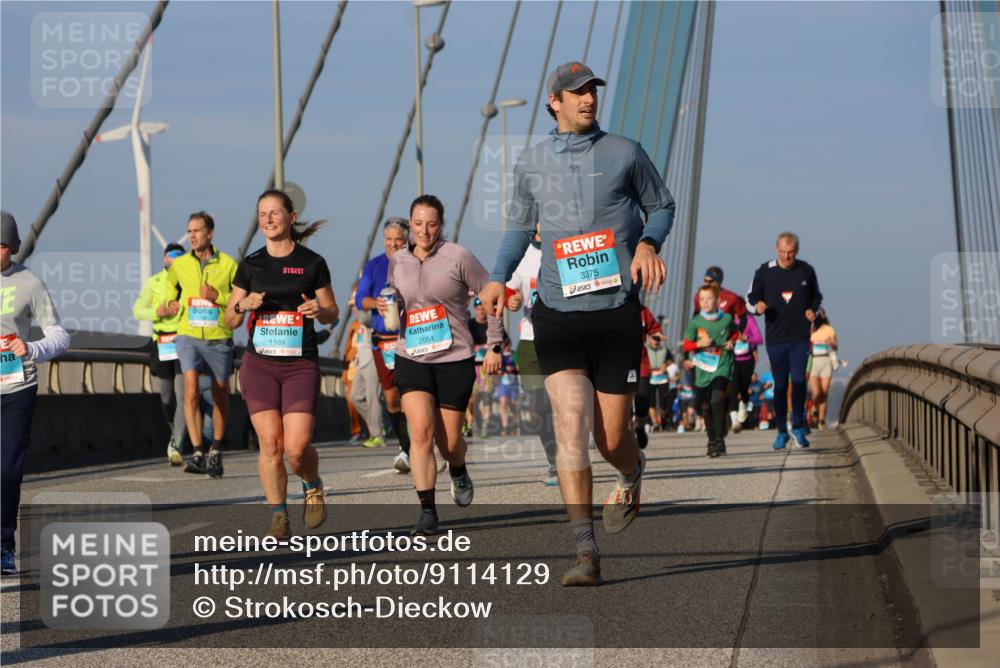 03.10.2025 - Köhlbrandbrückenlauf Strokosch-Dieckow http://msf.ph/oto/9114129 03.10.2025 09:48:56 Position 2 1169, 2054, 3375 meine-sportfotos.de