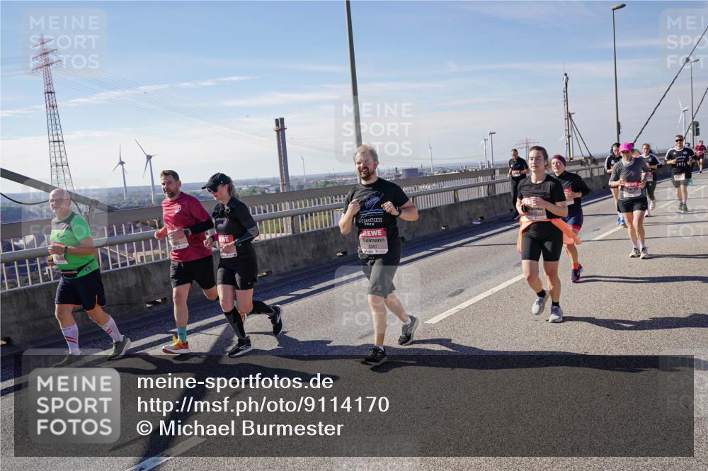 03.10.2025 - Köhlbrandbrückenlauf Michael Burmester http://msf.ph/oto/9114170 03.10.2025 12:55:48 Position 2 2025, 5387 meine-sportfotos.de
