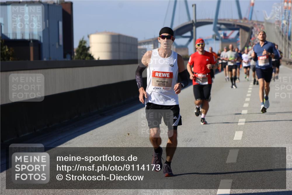 03.10.2025 - Köhlbrandbrückenlauf Strokosch-Dieckow http://msf.ph/oto/9114173 03.10.2025 12:44:48 Position 3 6718 meine-sportfotos.de