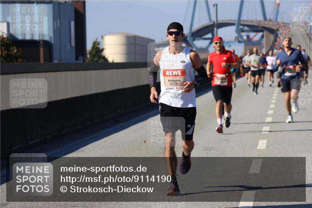 03.10.2025 - Köhlbrandbrückenlauf Strokosch-Dieckow http://msf.ph/oto/9114190 03.10.2025 12:44:48 Position 3 6718 meine-sportfotos.de