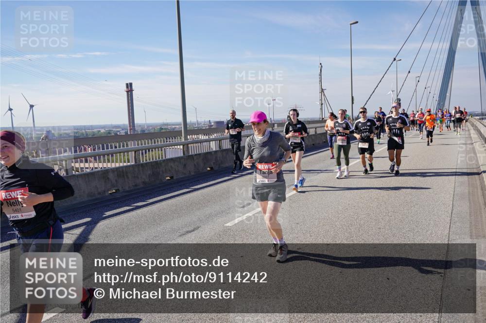03.10.2025 - Köhlbrandbrückenlauf Michael Burmester http://msf.ph/oto/9114242 03.10.2025 12:55:50 Position 2 5401 meine-sportfotos.de
