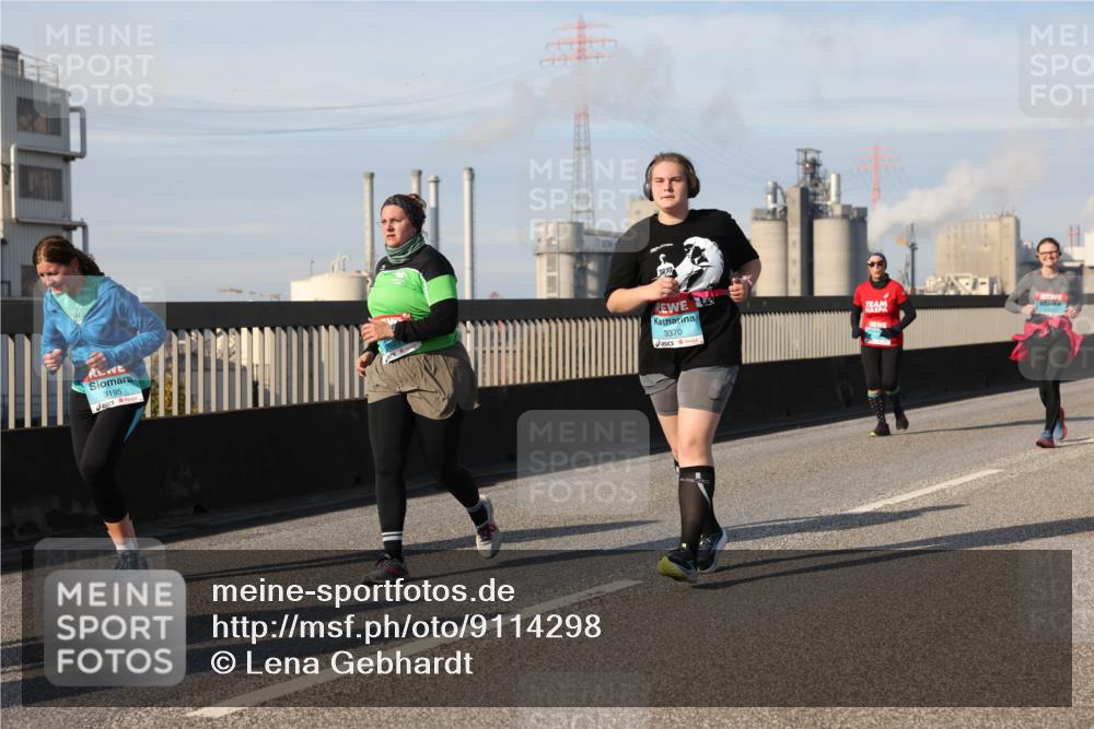03.10.2025 - Köhlbrandbrückenlauf Lena Gebhardt http://msf.ph/oto/9114298 03.10.2025 10:17:30 Position 2 3195, 3370 meine-sportfotos.de
