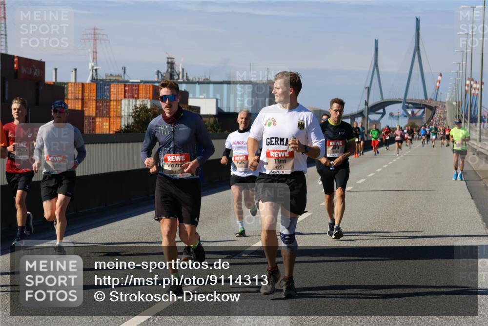 03.10.2025 - Köhlbrandbrückenlauf Strokosch-Dieckow http://msf.ph/oto/9114313 03.10.2025 12:45:09 Position 3 767, 5775, 4084, 4251 meine-sportfotos.de