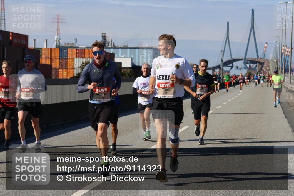 03.10.2025 - Köhlbrandbrückenlauf Strokosch-Dieckow http://msf.ph/oto/9114323 03.10.2025 12:45:09 Position 3 5926, 6767, 5775, 4251 meine-sportfotos.de