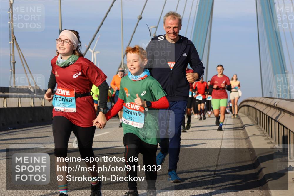 03.10.2025 - Köhlbrandbrückenlauf Strokosch-Dieckow http://msf.ph/oto/9114332 03.10.2025 09:49:06 Position 2 3500, 3499 meine-sportfotos.de