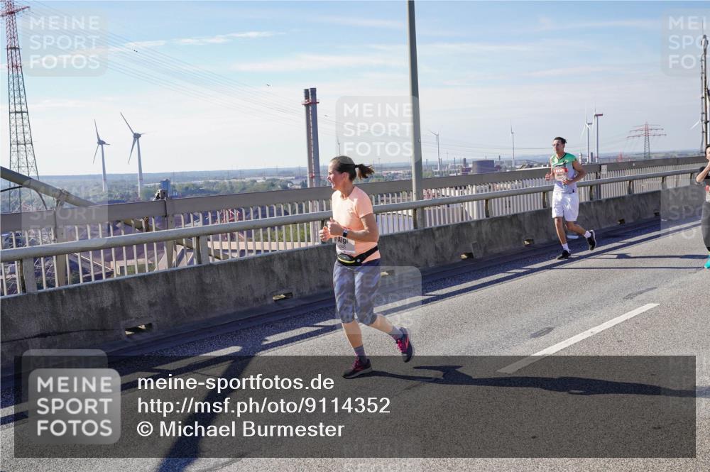 03.10.2025 - Köhlbrandbrückenlauf Michael Burmester http://msf.ph/oto/9114352 03.10.2025 12:55:55 Position 2  meine-sportfotos.de
