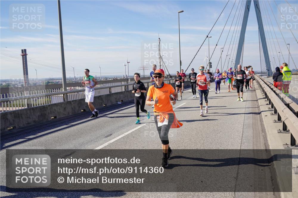 03.10.2025 - Köhlbrandbrückenlauf Michael Burmester http://msf.ph/oto/9114360 03.10.2025 12:55:55 Position 2  meine-sportfotos.de