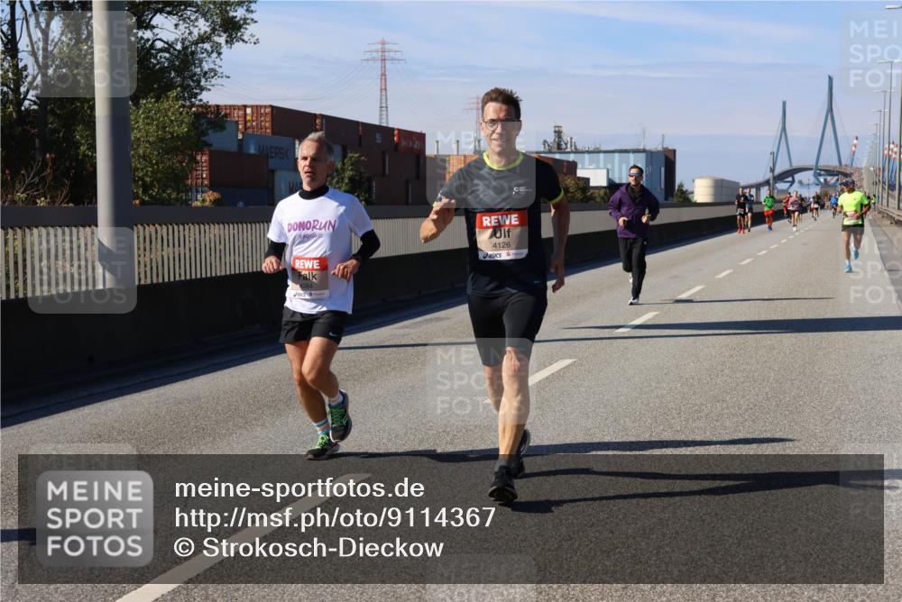 03.10.2025 - Köhlbrandbrückenlauf Strokosch-Dieckow http://msf.ph/oto/9114367 03.10.2025 12:45:12 Position 3 4126 meine-sportfotos.de