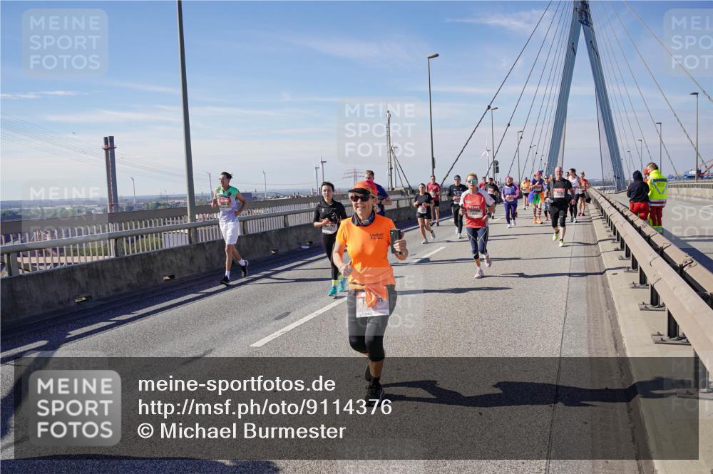 03.10.2025 - Köhlbrandbrückenlauf Michael Burmester http://msf.ph/oto/9114376 03.10.2025 12:55:56 Position 2  meine-sportfotos.de