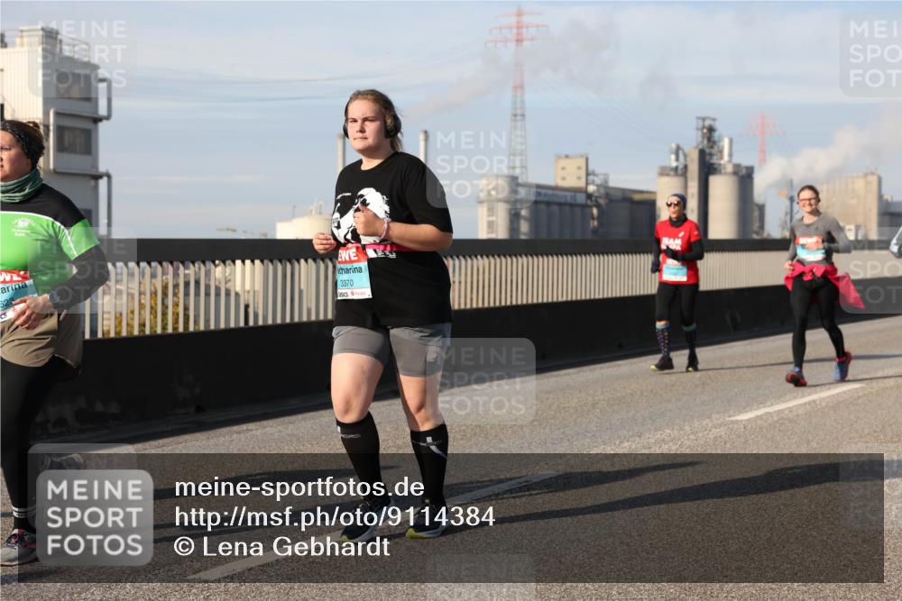 03.10.2025 - Köhlbrandbrückenlauf Lena Gebhardt http://msf.ph/oto/9114384 03.10.2025 10:17:31 Position 2 623, 3370 meine-sportfotos.de