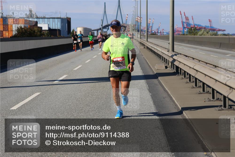 03.10.2025 - Köhlbrandbrückenlauf Strokosch-Dieckow http://msf.ph/oto/9114388 03.10.2025 12:45:18 Position 3 5967 meine-sportfotos.de