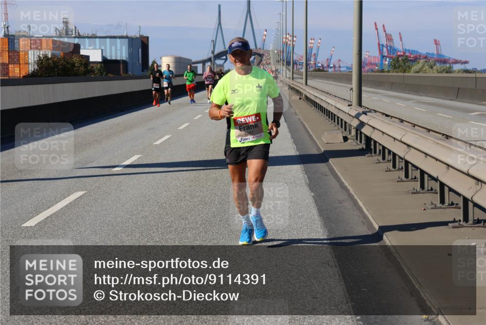 03.10.2025 - Köhlbrandbrückenlauf Strokosch-Dieckow http://msf.ph/oto/9114391 03.10.2025 12:45:18 Position 3 5967 meine-sportfotos.de