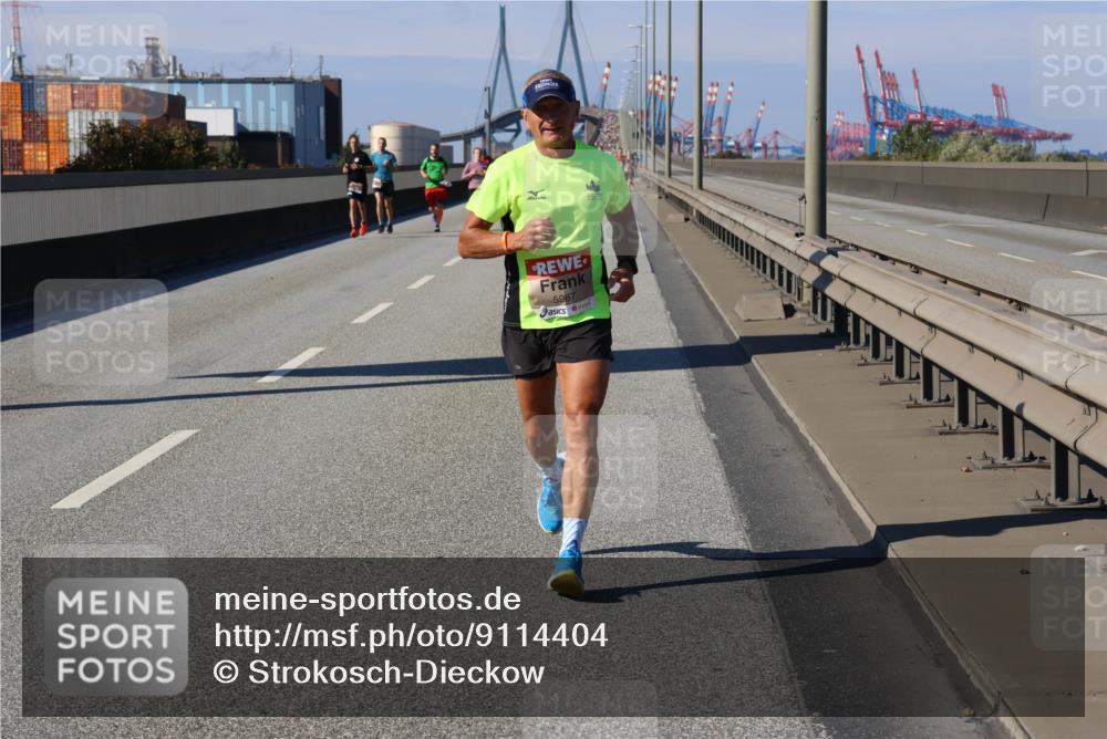 03.10.2025 - Köhlbrandbrückenlauf Strokosch-Dieckow http://msf.ph/oto/9114404 03.10.2025 12:45:18 Position 3 5967 meine-sportfotos.de