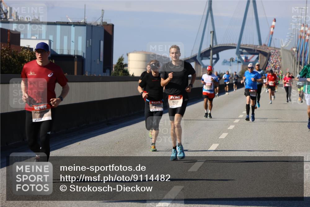 03.10.2025 - Köhlbrandbrückenlauf Strokosch-Dieckow http://msf.ph/oto/9114482 03.10.2025 12:45:33 Position 3 6609, 6732 meine-sportfotos.de