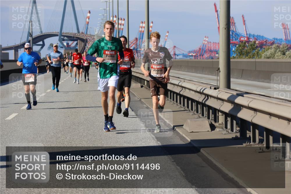 03.10.2025 - Köhlbrandbrückenlauf Strokosch-Dieckow http://msf.ph/oto/9114496 03.10.2025 12:45:37 Position 3 6167 meine-sportfotos.de