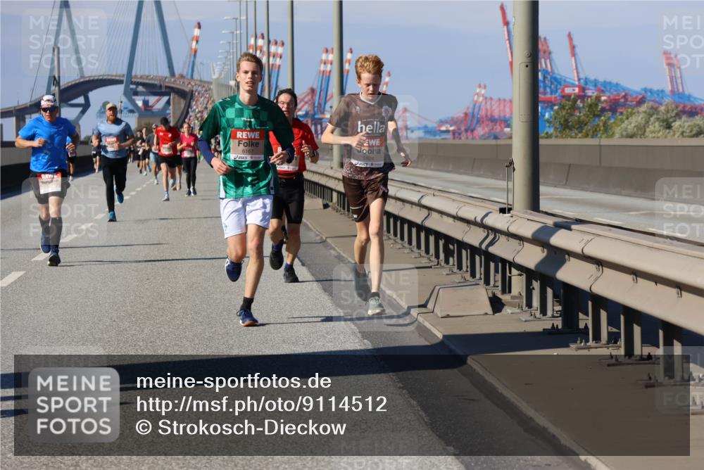 03.10.2025 - Köhlbrandbrückenlauf Strokosch-Dieckow http://msf.ph/oto/9114512 03.10.2025 12:45:37 Position 3 6167, 5824 meine-sportfotos.de