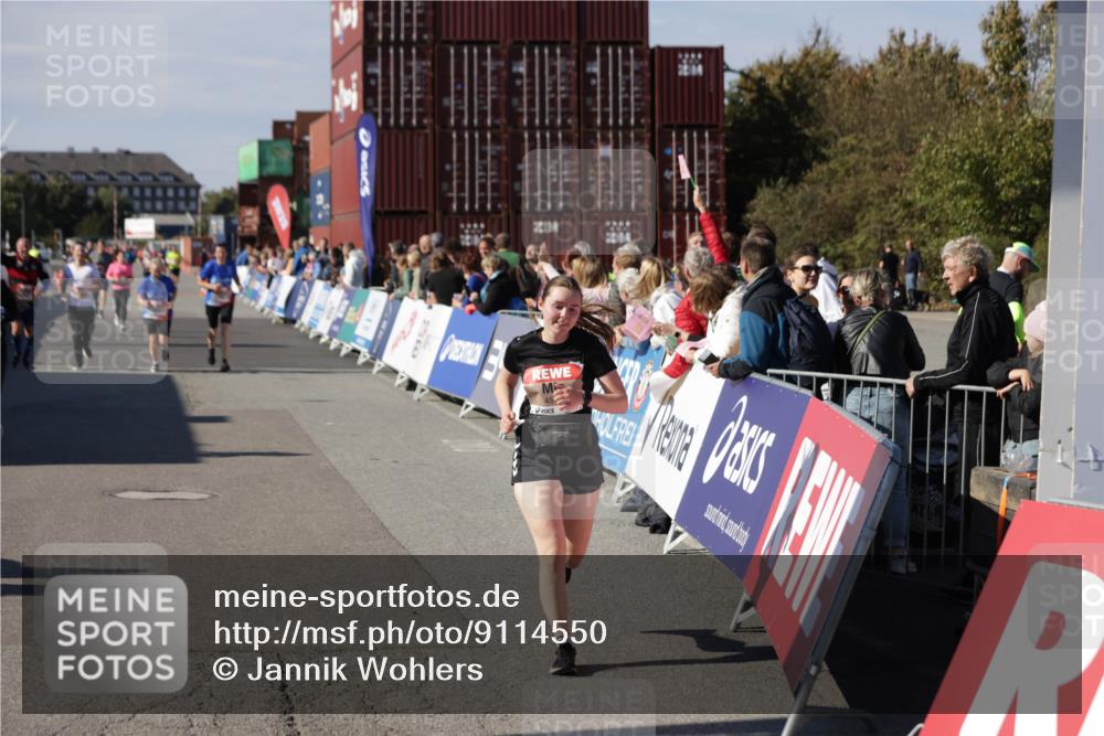 03.10.2025 - Köhlbrandbrückenlauf Jannik Wohlers http://msf.ph/oto/9114550 03.10.2025 13:32:19 Ziel 4485, 4578, 4985, 5238, 5354, 5820, 5921, 5922, 5923, 6146, 6287, 6304 meine-sportfotos.de