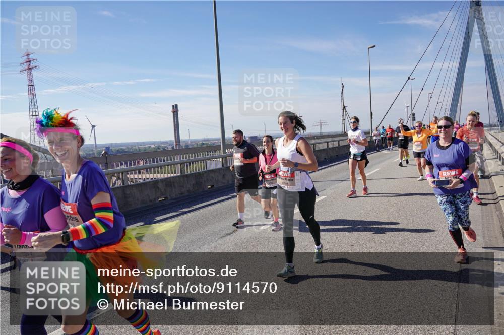 03.10.2025 - Köhlbrandbrückenlauf Michael Burmester http://msf.ph/oto/9114570 03.10.2025 12:56:04 Position 2 6314, 6394 meine-sportfotos.de