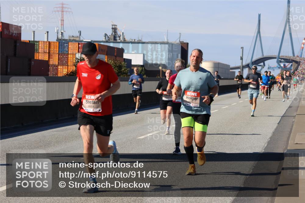 03.10.2025 - Köhlbrandbrückenlauf Strokosch-Dieckow http://msf.ph/oto/9114575 03.10.2025 12:45:53 Position 3 6654, 6036 meine-sportfotos.de