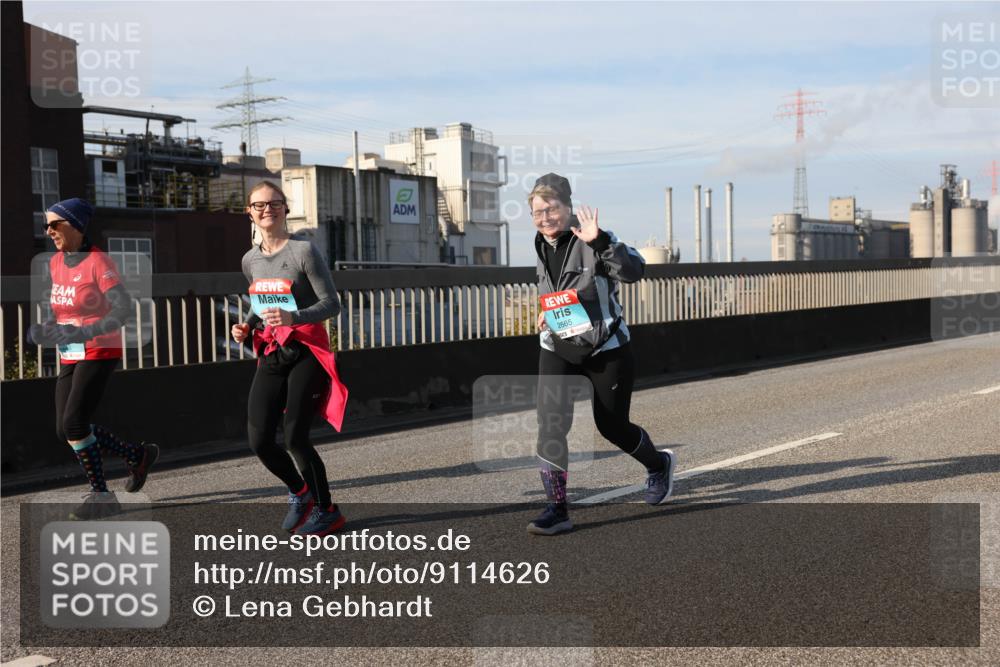 03.10.2025 - Köhlbrandbrückenlauf Lena Gebhardt http://msf.ph/oto/9114626 03.10.2025 10:17:36 Position 2 2665 meine-sportfotos.de
