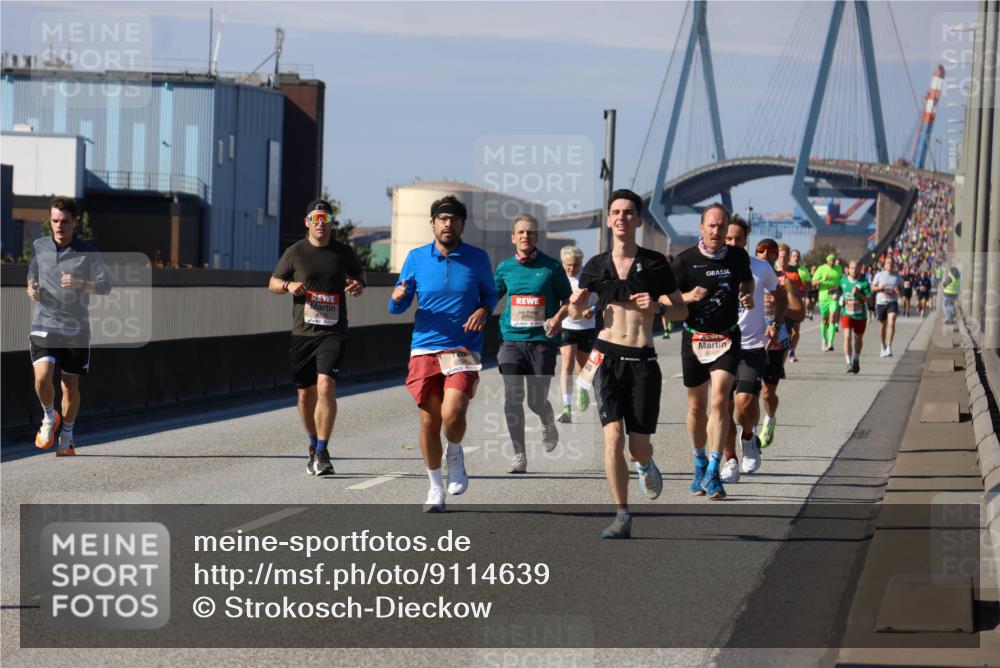 03.10.2025 - Köhlbrandbrückenlauf Strokosch-Dieckow http://msf.ph/oto/9114639 03.10.2025 12:46:02 Position 3 6714 meine-sportfotos.de