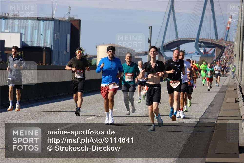 03.10.2025 - Köhlbrandbrückenlauf Strokosch-Dieckow http://msf.ph/oto/9114641 03.10.2025 12:46:02 Position 3 6060 meine-sportfotos.de