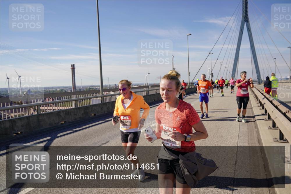 03.10.2025 - Köhlbrandbrückenlauf Michael Burmester http://msf.ph/oto/9114651 03.10.2025 12:56:06 Position 2 5141 meine-sportfotos.de