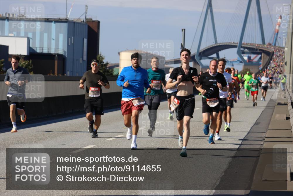 03.10.2025 - Köhlbrandbrückenlauf Strokosch-Dieckow http://msf.ph/oto/9114655 03.10.2025 12:46:02 Position 3 6060 meine-sportfotos.de