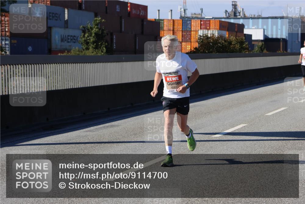 03.10.2025 - Köhlbrandbrückenlauf Strokosch-Dieckow http://msf.ph/oto/9114700 03.10.2025 12:46:13 Position 3  meine-sportfotos.de