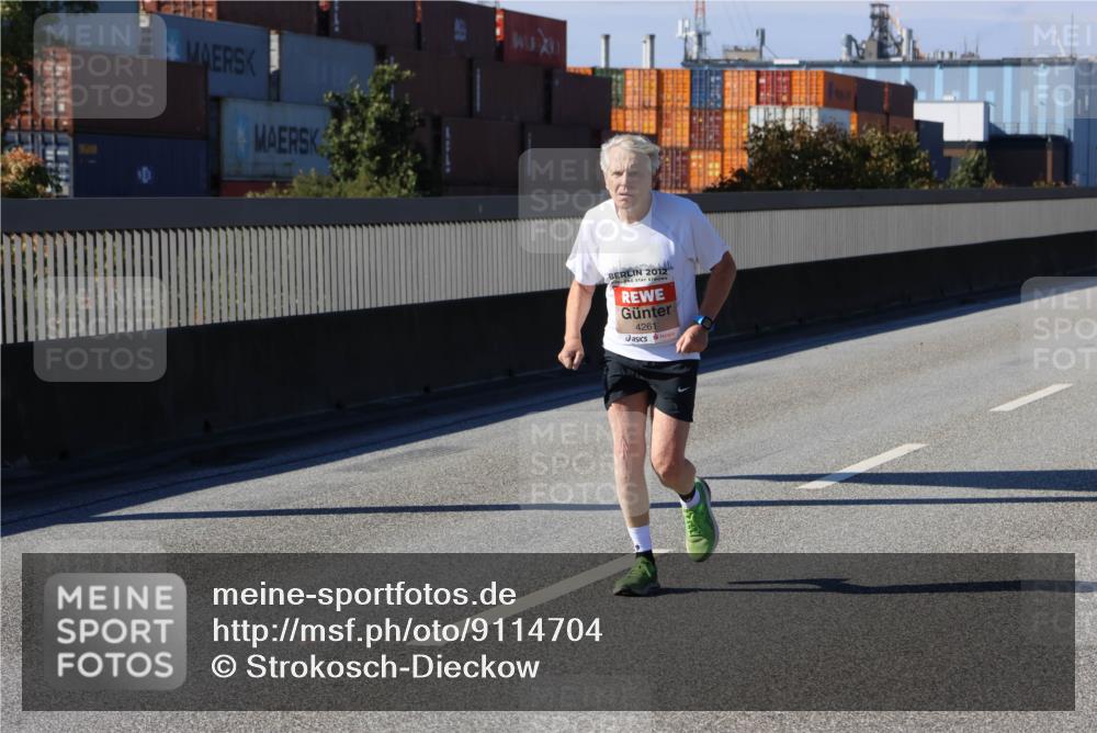 03.10.2025 - Köhlbrandbrückenlauf Strokosch-Dieckow http://msf.ph/oto/9114704 03.10.2025 12:46:13 Position 3 2012, 4261 meine-sportfotos.de