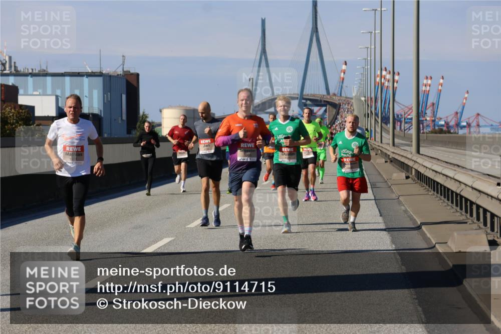 03.10.2025 - Köhlbrandbrückenlauf Strokosch-Dieckow http://msf.ph/oto/9114715 03.10.2025 12:46:17 Position 3  meine-sportfotos.de
