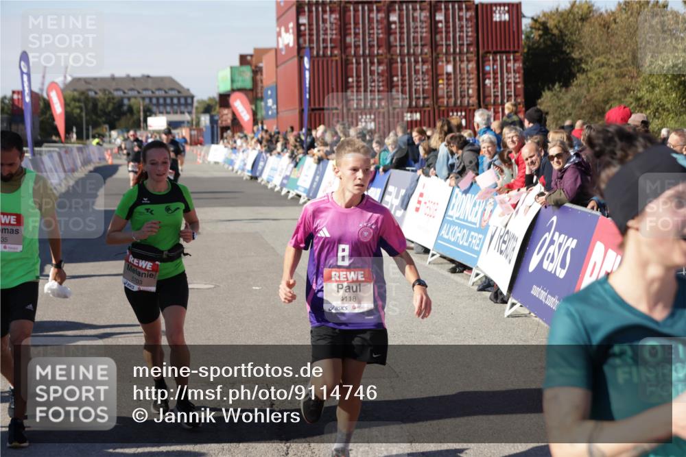 03.10.2025 - Köhlbrandbrückenlauf Jannik Wohlers http://msf.ph/oto/9114746 03.10.2025 13:02:00 Ziel 4025, 4118, 4162, 4206, 4258, 4543, 4907, 5692, 5703, 5718, 6032, 6235, 6461 meine-sportfotos.de