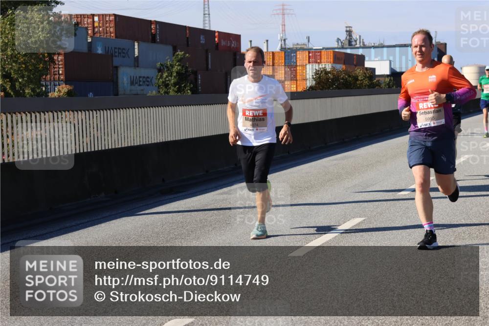 03.10.2025 - Köhlbrandbrückenlauf Strokosch-Dieckow http://msf.ph/oto/9114749 03.10.2025 12:46:20 Position 3 4074, 5955 meine-sportfotos.de