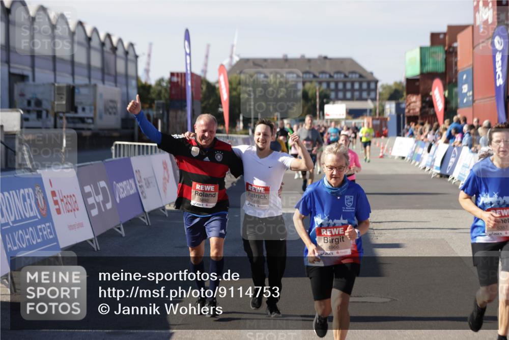 03.10.2025 - Köhlbrandbrückenlauf Jannik Wohlers http://msf.ph/oto/9114753 03.10.2025 13:32:26 Ziel 4485, 4578, 4966, 5357, 5891, 5892, 6141, 6304 meine-sportfotos.de