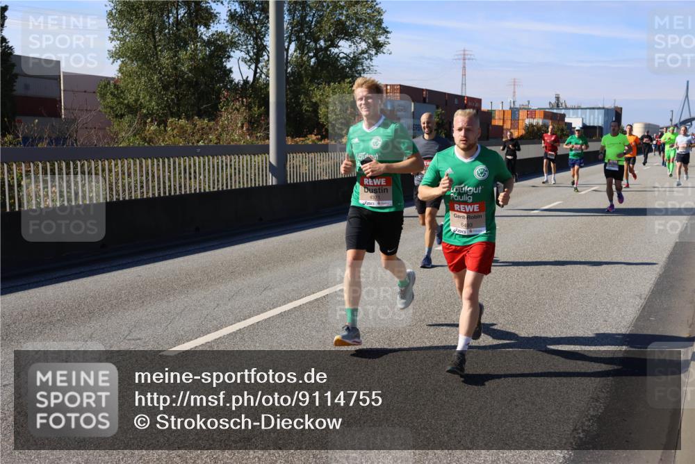 03.10.2025 - Köhlbrandbrückenlauf Strokosch-Dieckow http://msf.ph/oto/9114755 03.10.2025 12:46:23 Position 3 4371, 6493 meine-sportfotos.de