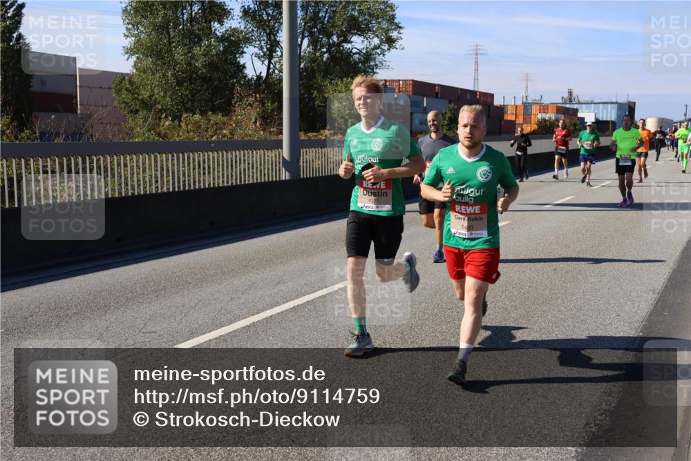 03.10.2025 - Köhlbrandbrückenlauf Strokosch-Dieckow http://msf.ph/oto/9114759 03.10.2025 12:46:23 Position 3 4371, 6493 meine-sportfotos.de