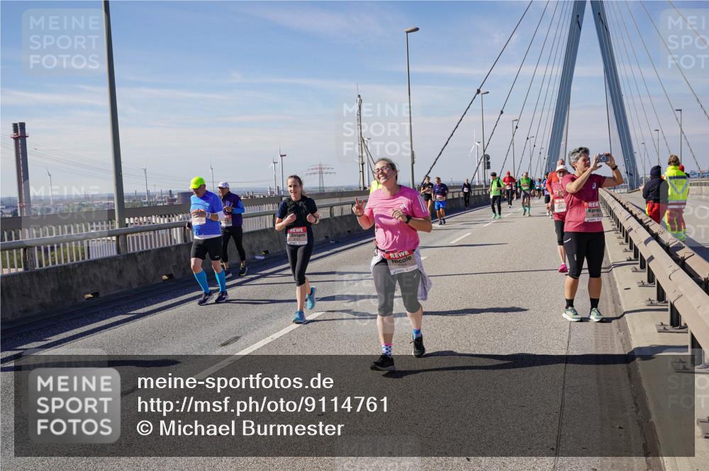 03.10.2025 - Köhlbrandbrückenlauf Michael Burmester http://msf.ph/oto/9114761 03.10.2025 12:56:14 Position 2  meine-sportfotos.de