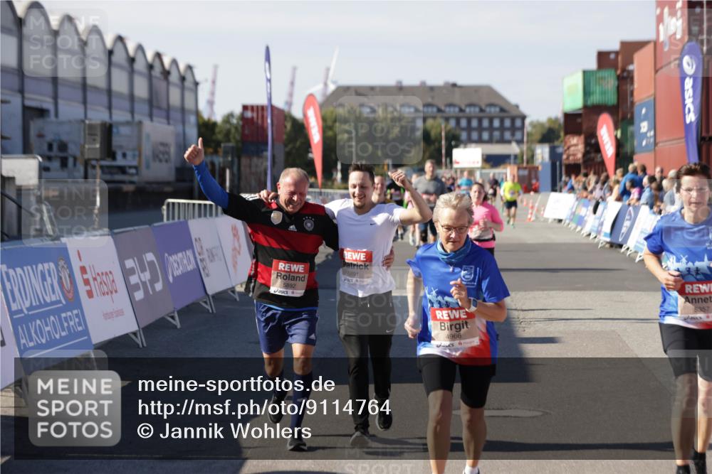 03.10.2025 - Köhlbrandbrückenlauf Jannik Wohlers http://msf.ph/oto/9114764 03.10.2025 13:32:26 Ziel 4485, 4578, 4966, 5357, 5891, 5892, 6141, 6304 meine-sportfotos.de