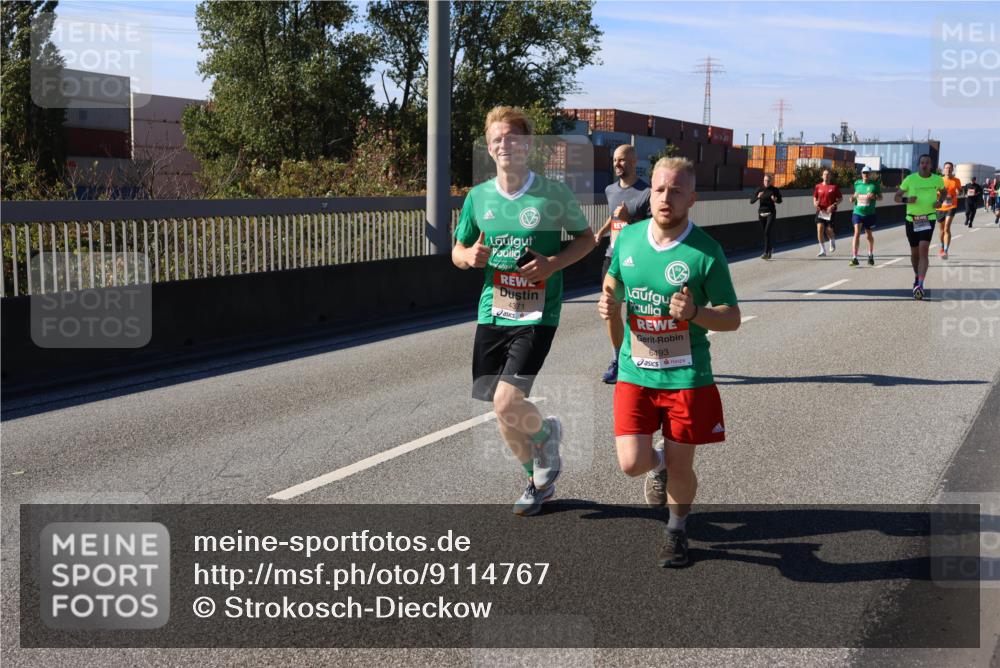 03.10.2025 - Köhlbrandbrückenlauf Strokosch-Dieckow http://msf.ph/oto/9114767 03.10.2025 12:46:23 Position 3 4371, 6493 meine-sportfotos.de