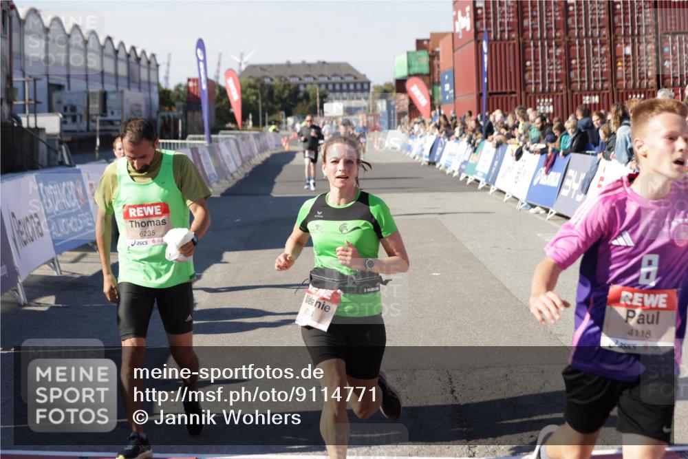 03.10.2025 - Köhlbrandbrückenlauf Jannik Wohlers http://msf.ph/oto/9114771 03.10.2025 13:02:01 Ziel 4025, 4118, 4162, 4206, 4258, 4543, 4907, 5692, 5703, 5718, 6032, 6235, 6461 meine-sportfotos.de