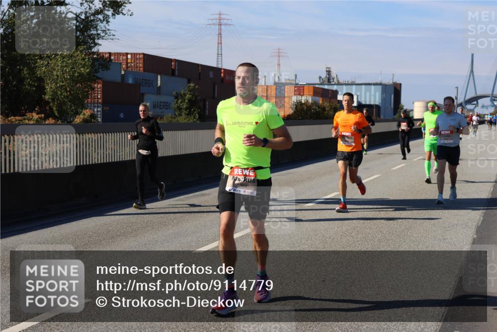 03.10.2025 - Köhlbrandbrückenlauf Strokosch-Dieckow http://msf.ph/oto/9114779 03.10.2025 12:46:25 Position 3 6364 meine-sportfotos.de