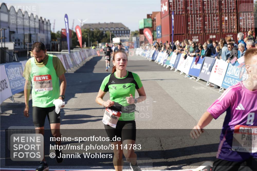 03.10.2025 - Köhlbrandbrückenlauf Jannik Wohlers http://msf.ph/oto/9114783 03.10.2025 13:02:01 Ziel 4025, 4118, 4162, 4206, 4258, 4543, 4907, 5692, 5703, 5718, 6032, 6235, 6461 meine-sportfotos.de