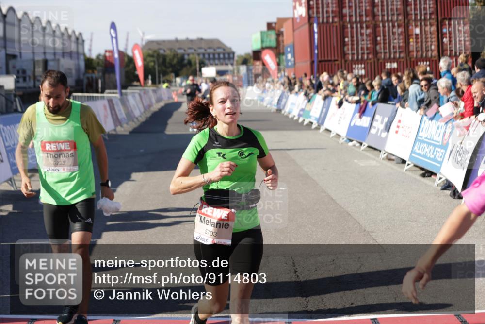 03.10.2025 - Köhlbrandbrückenlauf Jannik Wohlers http://msf.ph/oto/9114803 03.10.2025 13:02:01 Ziel 4025, 4118, 4162, 4206, 4258, 4543, 4907, 5692, 5703, 5718, 6032, 6235, 6461 meine-sportfotos.de