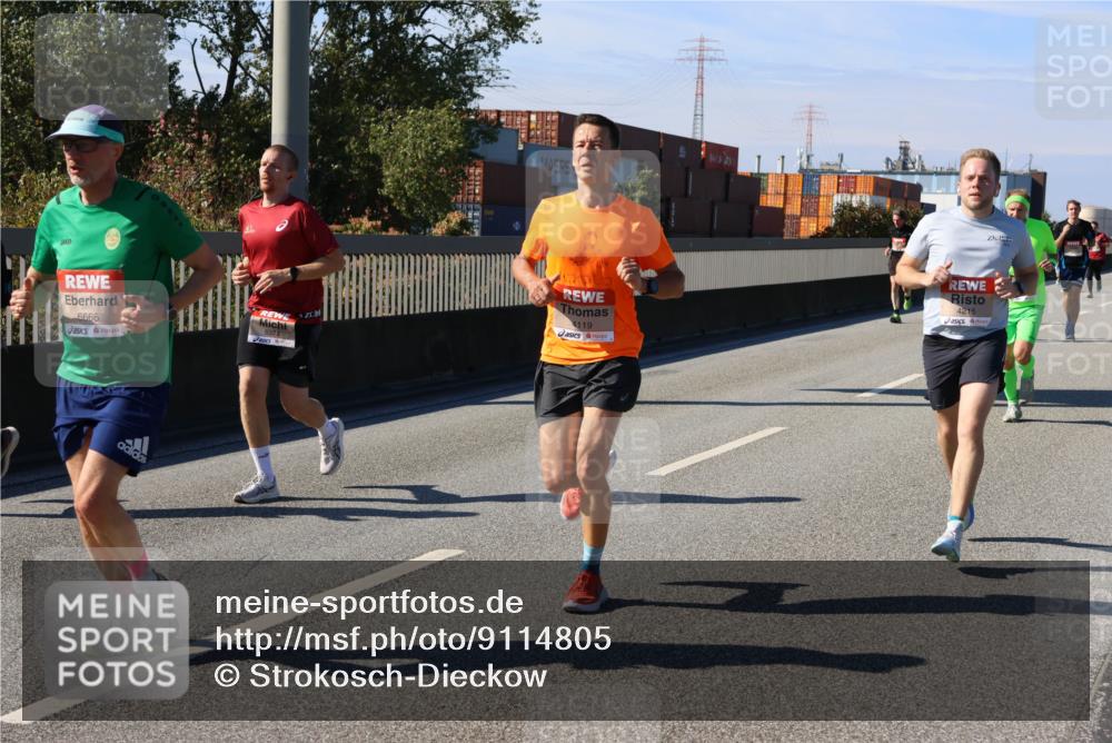 03.10.2025 - Köhlbrandbrückenlauf Strokosch-Dieckow http://msf.ph/oto/9114805 03.10.2025 12:46:28 Position 3 6666, 4119, 4215 meine-sportfotos.de