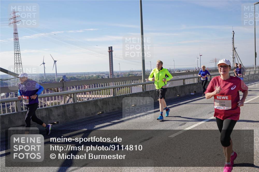 03.10.2025 - Köhlbrandbrückenlauf Michael Burmester http://msf.ph/oto/9114810 03.10.2025 12:56:18 Position 2 6808 meine-sportfotos.de
